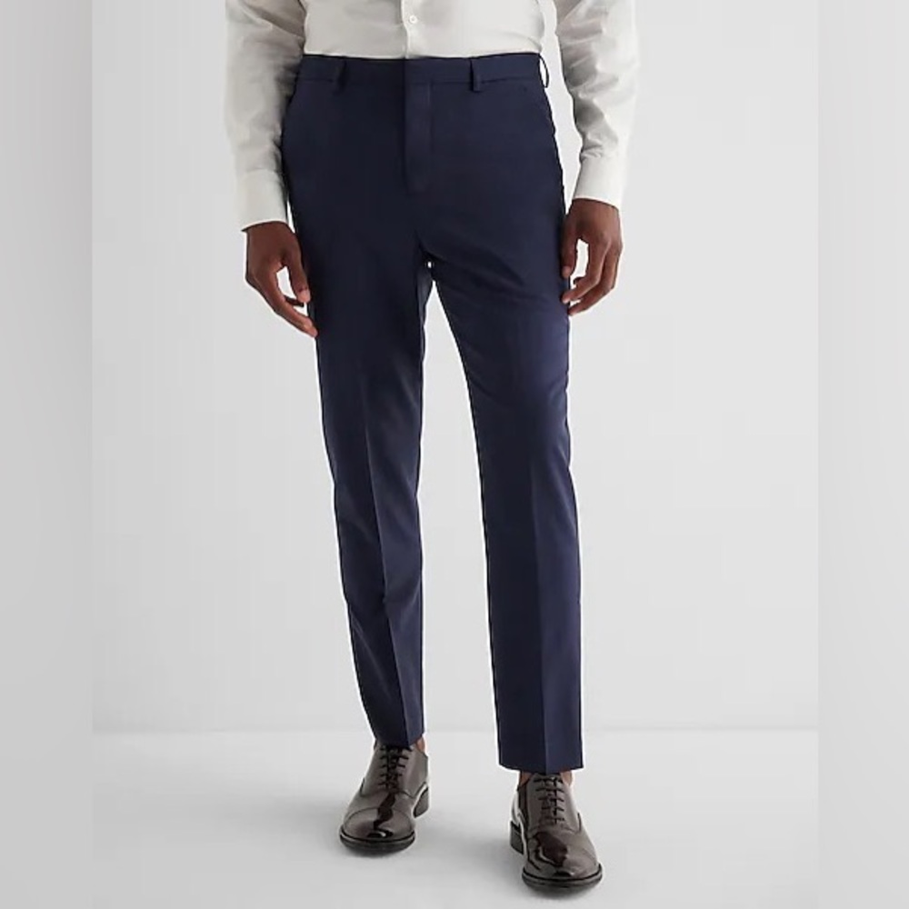 Sooo cute! Extra slim navy wool-blend modern tech suit pant.